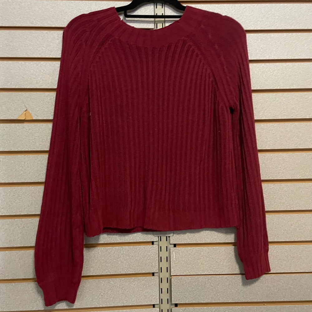 Womens Maroon Ribbed Knit Crew Neck Long Sleeve Cropped Sweater Top Medium‎